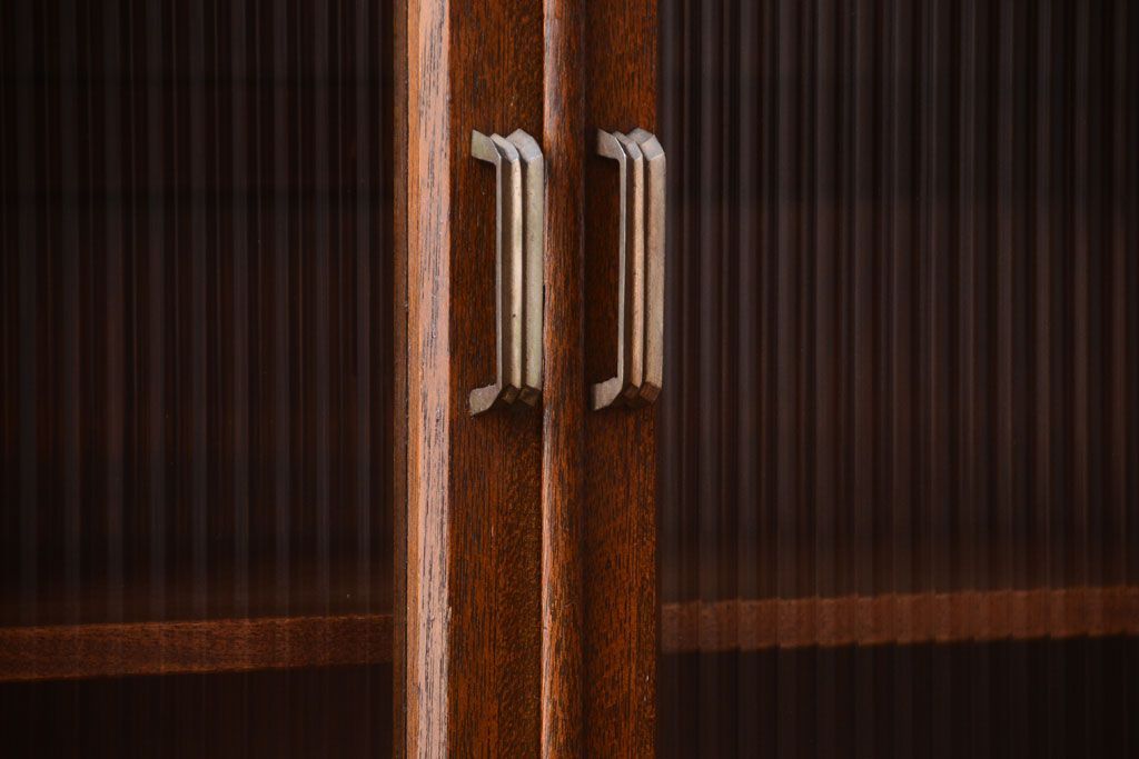 レトロ家具　和製アンティーク　モールガラス入り!大ぶりなレトロ本箱(ブックケース)(2)