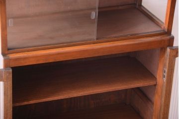 レトロ家具　和製アンティーク　モールガラス入り!大ぶりなレトロ本箱(ブックケース)(2)