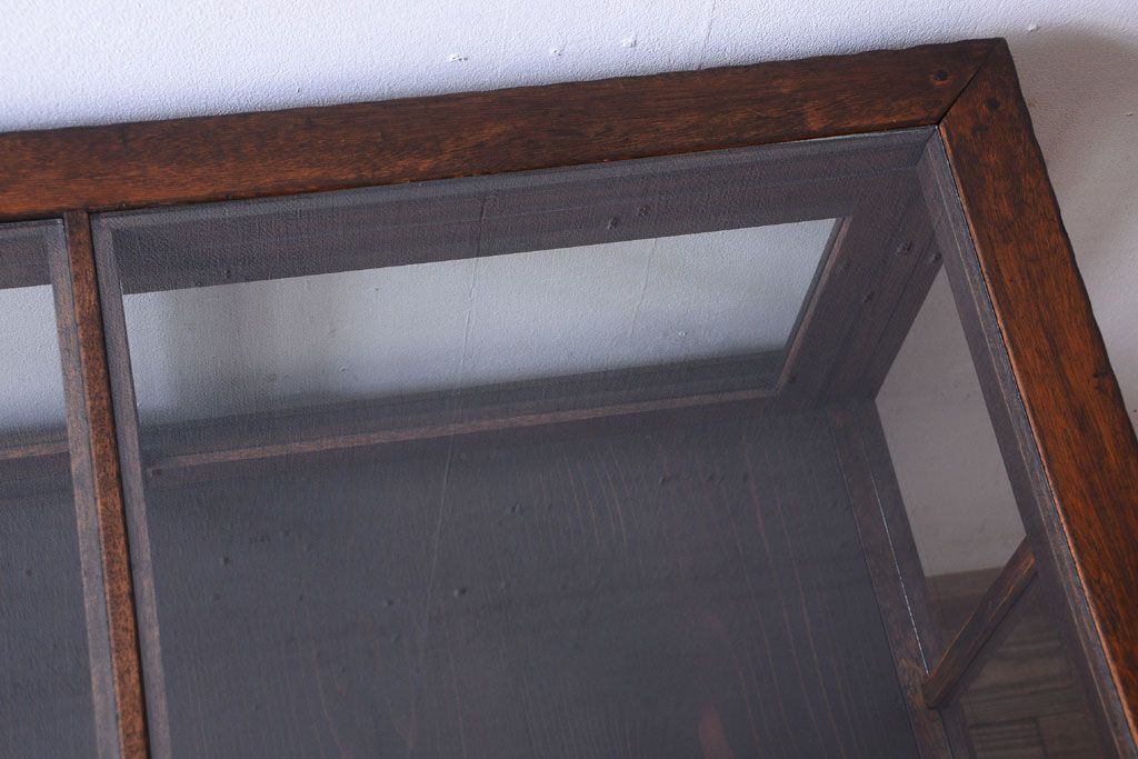 アンティーク家具　大正ロマン　古いタバコ屋のモダンな脚付きアンティークガラスケース