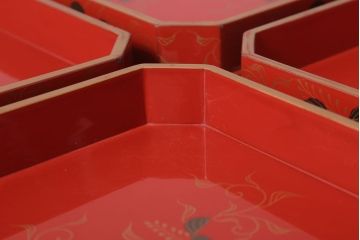 和製アンティーク 昭和十四年　輪島塗　桐蒔絵朱塗本膳4客セット