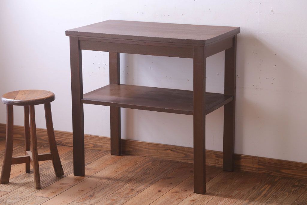 アンティーク家具　アンティーク　古いナラ材製のシンプルなサイドテーブル