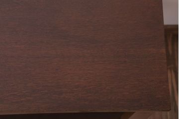 アンティーク家具　アンティーク　古いナラ材製のシンプルなサイドテーブル