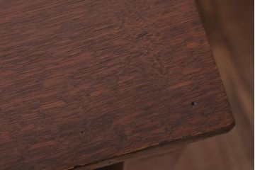 アンティーク家具　アンティーク　古いナラ材製のシンプルなサイドテーブル