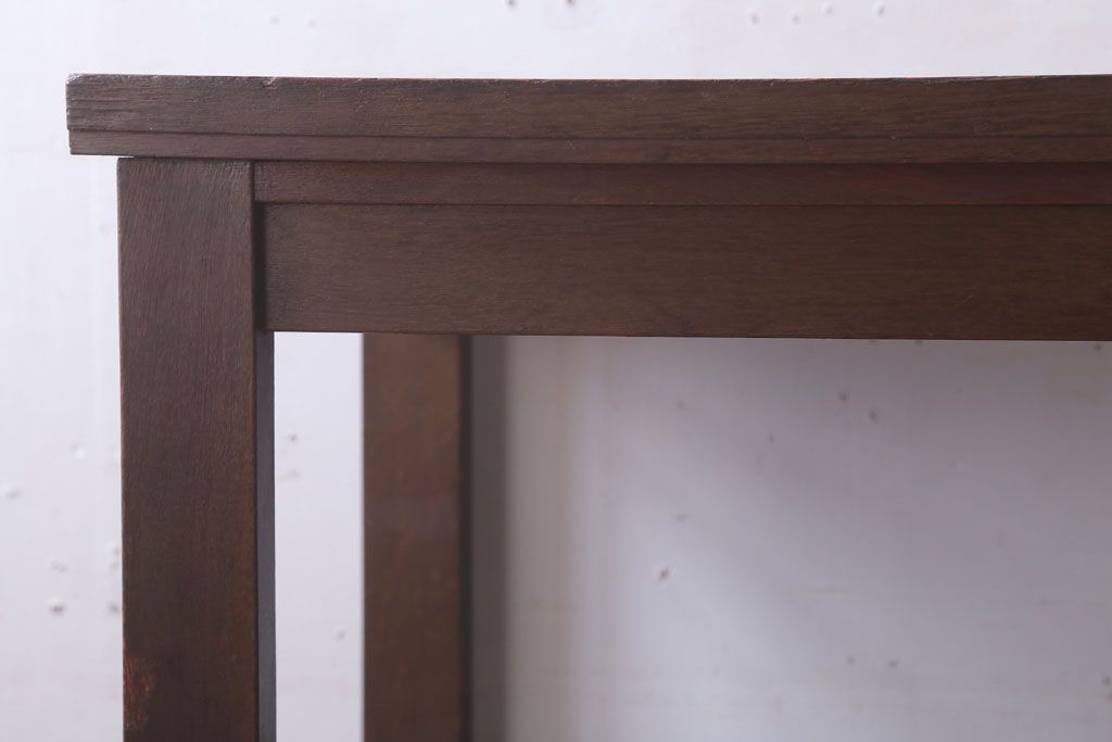 アンティーク家具　アンティーク　古いナラ材製のシンプルなサイドテーブル