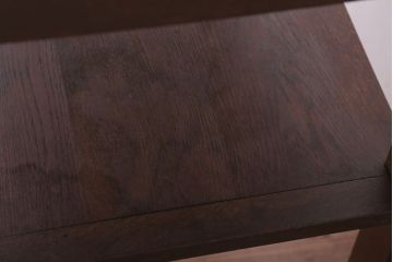 アンティーク家具　アンティーク　古いナラ材製のシンプルなサイドテーブル