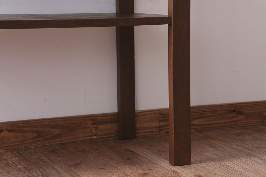 アンティーク家具　アンティーク　古いナラ材製のシンプルなサイドテーブル