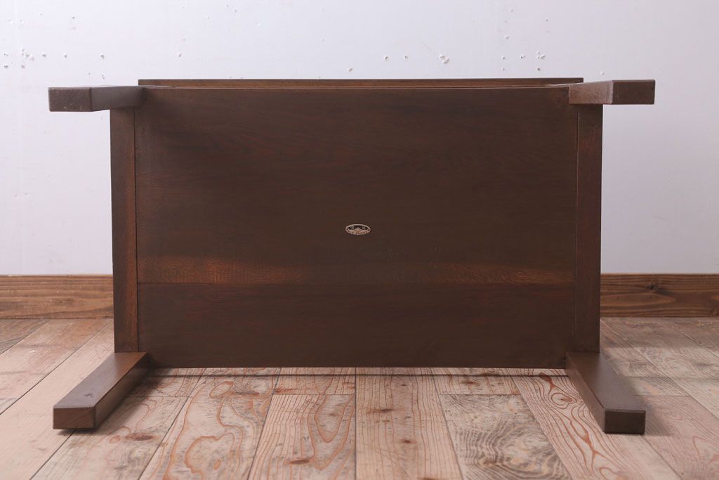 アンティーク家具　アンティーク　古いナラ材製のシンプルなサイドテーブル