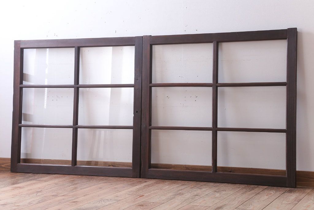 アンティーク　レトロな古い木味のガラス戸2枚セット(窓)