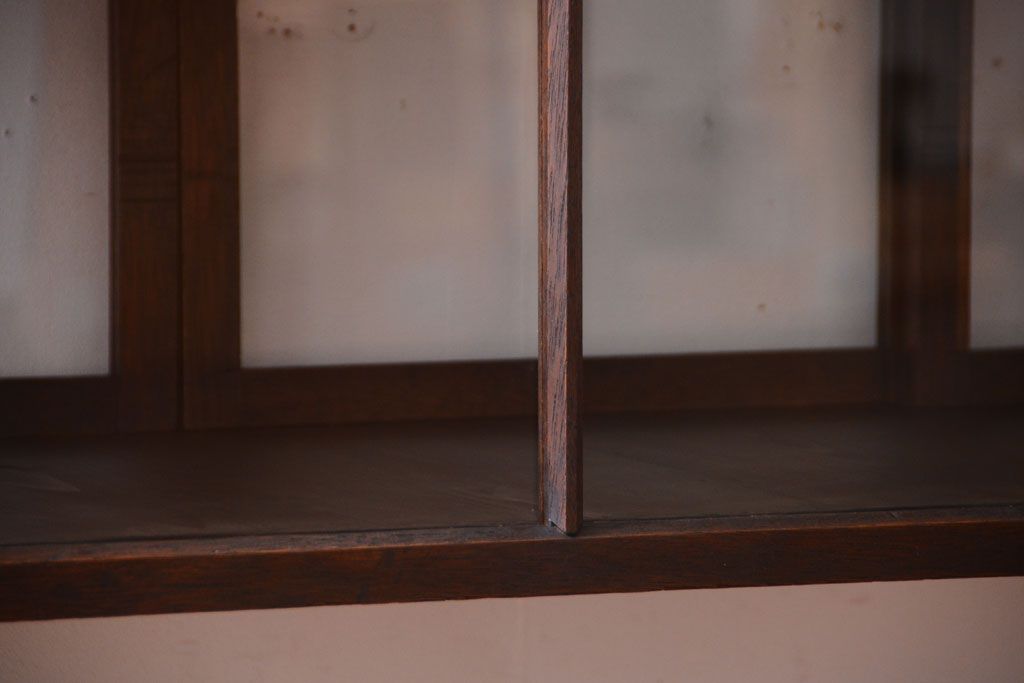 アンティーク家具　大正ロマン　古いタバコ屋のモダンな脚付きアンティークガラスケース(2)