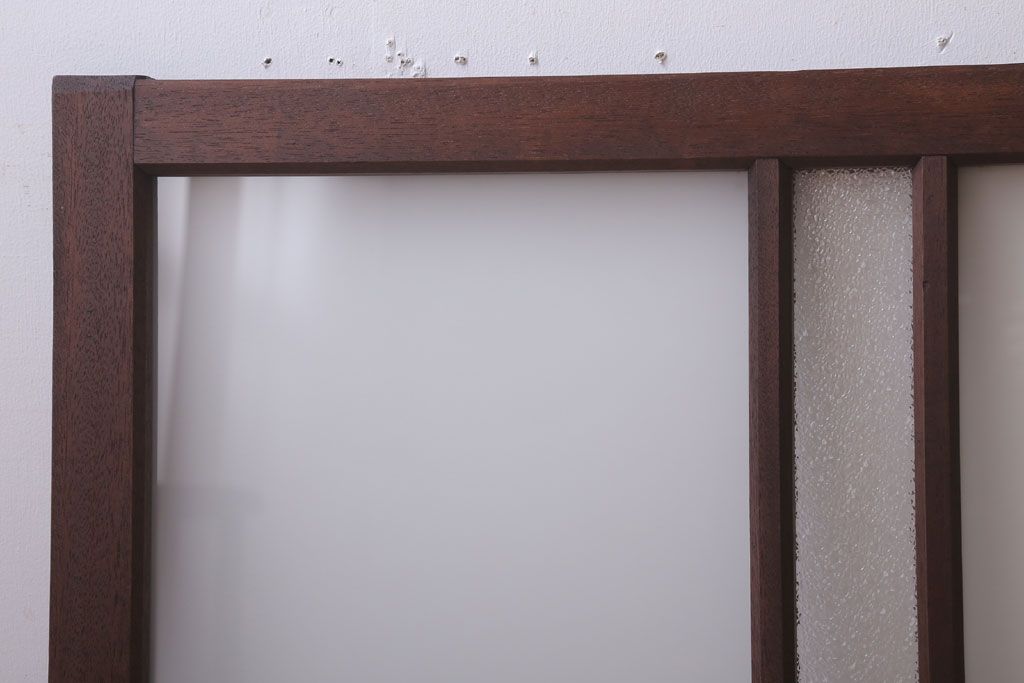 昭和レトロ　ダイヤガラス・すりガラス入り!古い木製の明り取り(1)