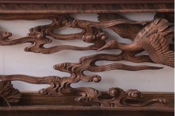 古民具・骨董　大正〜昭和期　鶴松の彫刻が美しいアンティーク欄間