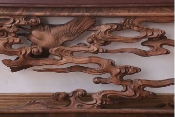 古民具・骨董　大正〜昭和期　鶴松の彫刻が美しいアンティーク欄間