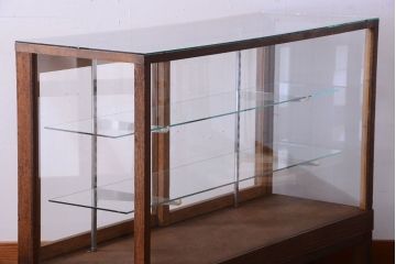 レトロ家具　昭和レトロ　脚付き!古い木製のシンプルなアンティークガラスケース(ショーケース)(2)