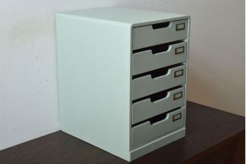 アンティーク家具　ペイント　小ぶりでかわいい両面小引き出し