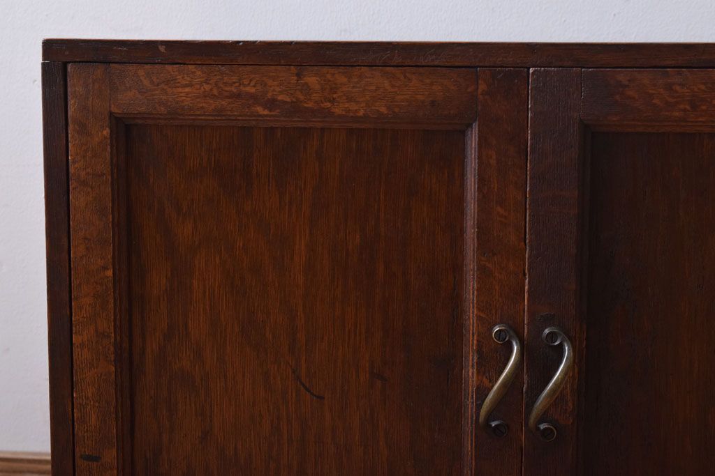 アンティーク家具　和製アンティーク　引き出し2杯付き!ナラ材製の小ぶりな収納棚