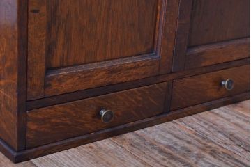 アンティーク家具　和製アンティーク　引き出し2杯付き!ナラ材製の小ぶりな収納棚