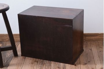 アンティーク家具　和製アンティーク　引き出し2杯付き!ナラ材製の小ぶりな収納棚