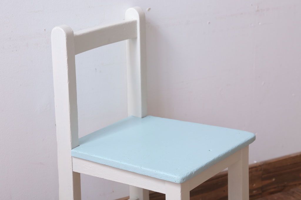 アンティーク家具　アンティーク　小ぶりでかわいいおしゃれなペイントチェア(子供用椅子)(1)