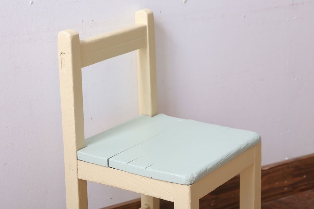 アンティーク家具　アンティーク　小ぶりでかわいいおしゃれなペイントチェア(子供用椅子)(2)