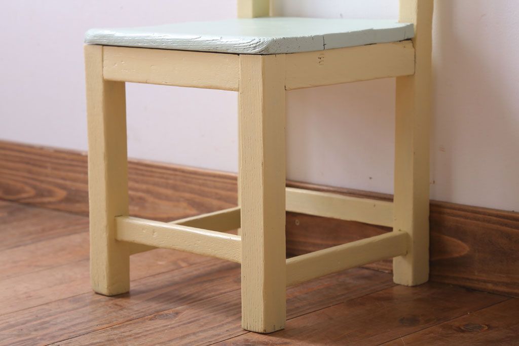 アンティーク家具　アンティーク　小ぶりでかわいいおしゃれなペイントチェア(子供用椅子)(2)