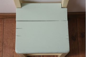 アンティーク家具　アンティーク　小ぶりでかわいいおしゃれなペイントチェア(子供用椅子)(2)