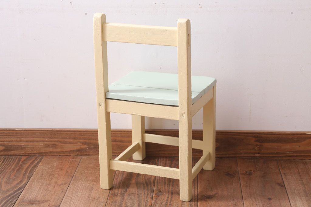 アンティーク家具　アンティーク　小ぶりでかわいいおしゃれなペイントチェア(子供用椅子)(2)