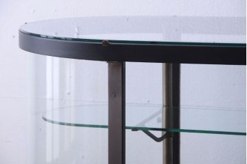 アンティーク家具　アンティーク　鉄脚付き!ペイントRガラスケース(ショーケース)