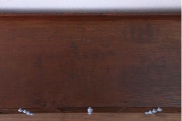 アンティーク家具　和製アンティーク　古い木の20杯小引き出し