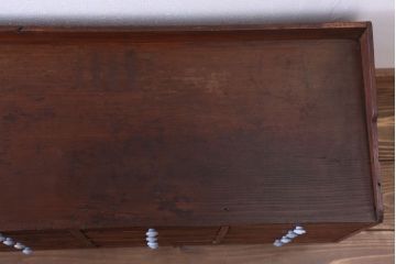 アンティーク家具　和製アンティーク　古い木の20杯小引き出し
