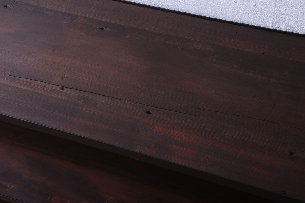 ラフジュ工房オリジナル　脚付きのシンプルな背の低いアイアンラック(大)