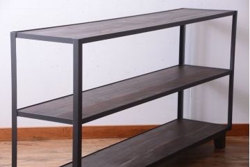 ラフジュ工房オリジナル　脚付きのシンプルな背の低いアイアンラック(大)