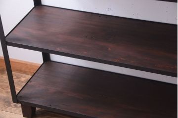 ラフジュ工房オリジナル　脚付きのシンプルな背の低いアイアンラック(大)