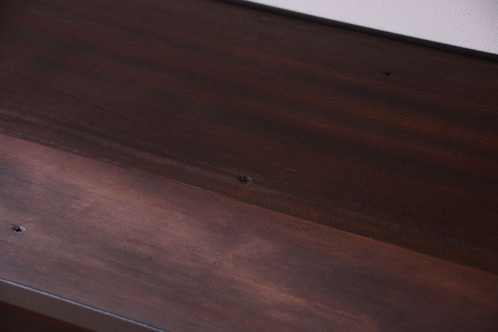 ラフジュ工房オリジナル　脚付きのシンプルな背の低いアイアンラック(大)