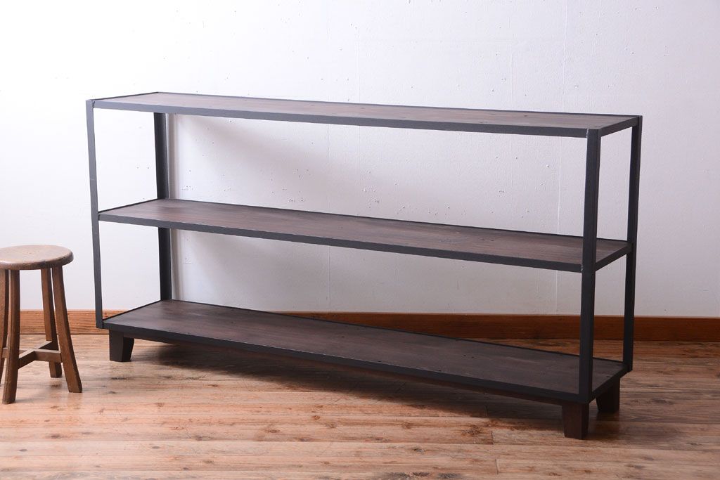 ラフジュ工房オリジナル　脚付きのシンプルな背の低いアイアンラック(大)