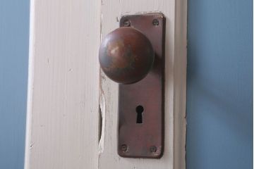 アンティークペイント　両開き　銀モールガラス入り!ドア2枚1対