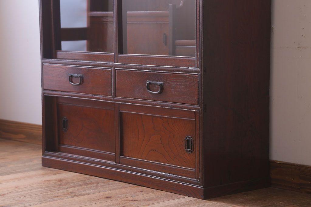 アンティーク家具　和製アンティーク　大正〜昭和期　上品な茶箪笥(収納棚)