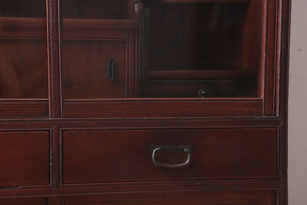 アンティーク家具　和製アンティーク　大正〜昭和期　上品な茶箪笥(収納棚)