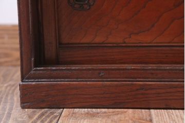 アンティーク家具　和製アンティーク　大正〜昭和期　上品な茶箪笥(収納棚)