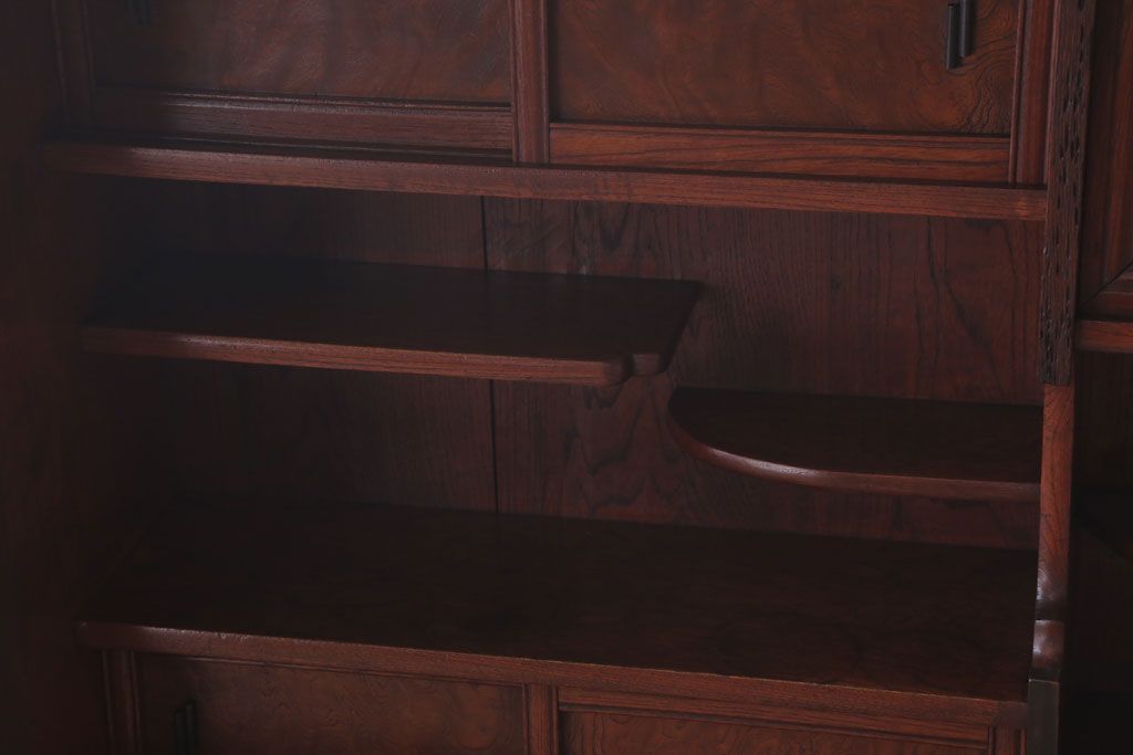 アンティーク家具　和製アンティーク　大正〜昭和期　上品な茶箪笥(収納棚)