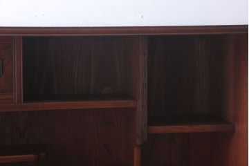 アンティーク家具　和製アンティーク　大正〜昭和期　上品な茶箪笥(収納棚)