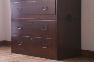 レトロ家具　昭和レトロ　シンプルな二段重ね衣装箪笥(チェスト)