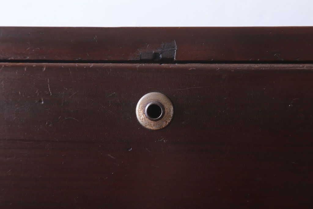 レトロ家具　昭和レトロ　シンプルな二段重ね衣装箪笥(チェスト)