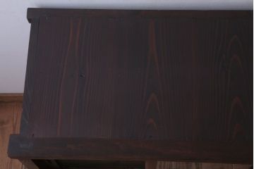 アンティーク家具　和製アンティーク　モールガラス引き戸の脚付きサイドボード(収納棚)(2)