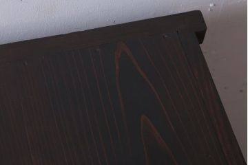 アンティーク家具　和製アンティーク　モールガラス引き戸の脚付きサイドボード(収納棚)(2)