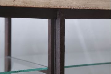 レトロ家具　和製アンティーク　鉄脚付き!レトロなオリジナルペイントの横長ガラスケース(ショーケース)