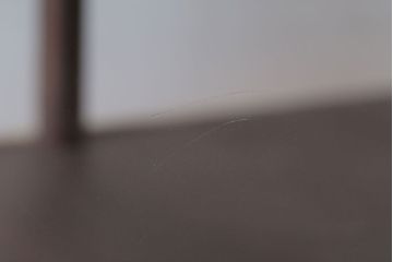 レトロ家具　和製アンティーク　鉄脚付き!レトロなオリジナルペイントの横長ガラスケース(ショーケース)