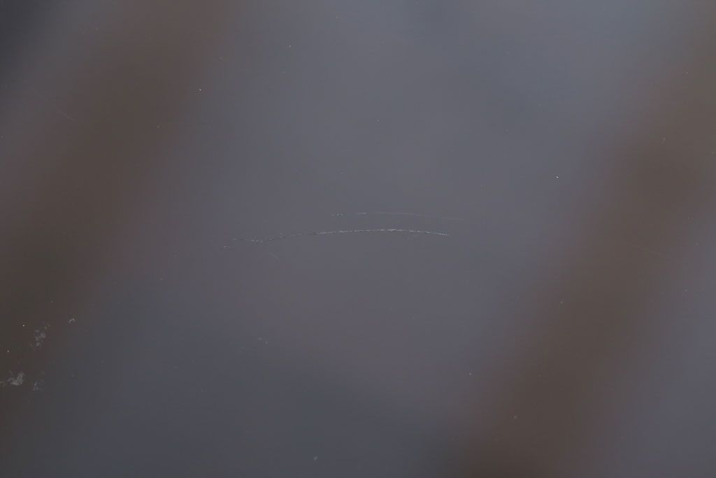 レトロ家具　和製アンティーク　鉄脚付き!レトロなオリジナルペイントの横長ガラスケース(ショーケース)