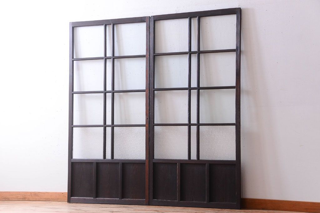 和製アンティーク　ダイヤガラス入り!古い木のガラス戸2枚セット