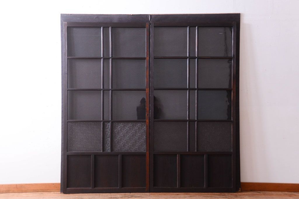 和製アンティーク　ダイヤガラス入り!古い木のガラス戸2枚セット