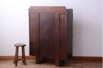 アンティーク家具　イギリスアンティーク　オーク材!ブルボーズレッグのブックケース(キャビネット・本箱・収納棚)